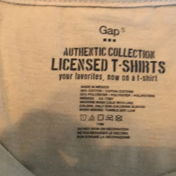 GAP T-shirt size small - Picture 5 of 6
